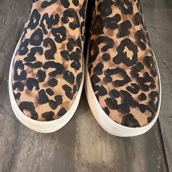 Steve Madden Leopard Print Slip-On Sneakers - Picture 5 of 9